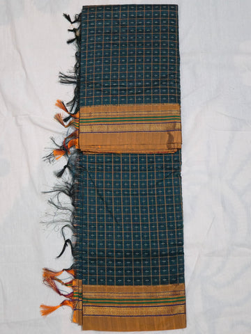 Handloom Pure Cotton Half Inch Box Star Saree - Dark Green