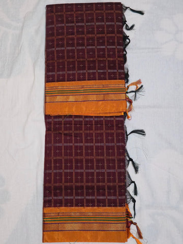 Handloom Pure Cotton 1 Inch Box Star Saree – Maroon