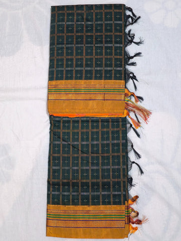 Handloom Pure Cotton 1 Inch Box Star Saree – Dark Green