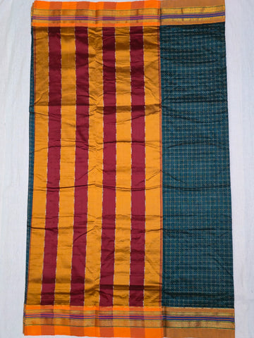Handloom Cotton Silk Star Pattern Zeri Border Saree - Dark Green